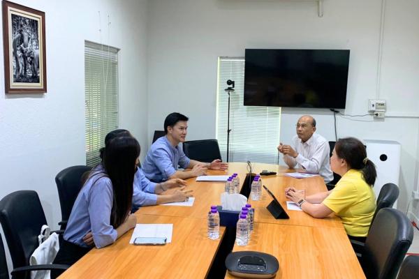 ผู้อำนวยการสำนักฯ นำทีมฝ่ายบริการห้องประชุม เข้าหารือเรื่องการจัดสรรพื้นที่สำหรับการให้บริการจัดอีเว้นท์และพื้นที่ห้องประชุม 