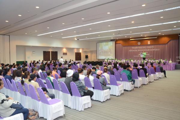 พิธีมอบป้ายอาหารสะอาด รสชาติอร่อยแก่ผู้ประกอบการร้านอาหารในมหาวิทยาลัยเชียงใหม่