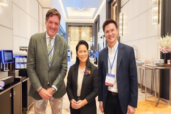 ผู้อำนวยการสำนักฯ เข้าร่วมการประชุม 
