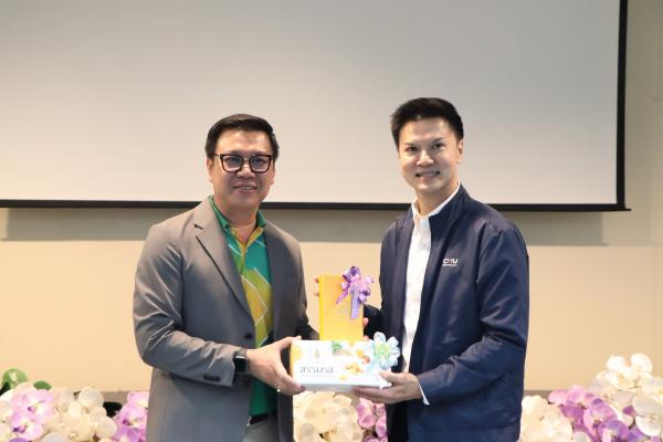 Uniserv CMU ต้อนรับคณะศึกษาดูงานจาก ศูนย์นวัตกรรมเพื่อการบริการวิชาการ มหาวิทยาลัยราชภัฏอุดรธานี