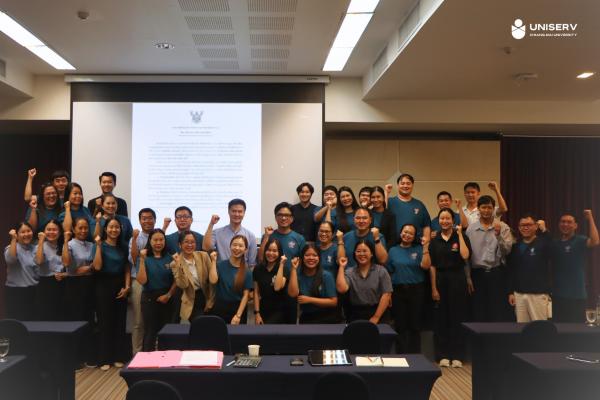 UNISERV จัดกิจกรรม HRD Meeting #6/2568 ผู้บริหารถ่ายทอดนโยบายแผนยุทธศาสตร์ แผนกลยุทธ์ วิสัยทัศน์ พันธกิจ ของสำนักบริการวิชาการ มช.